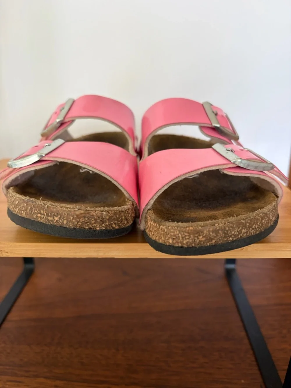 Birkenstock Arizona Two-Strap Sandal Light Pink Silver Buckles Sz 33 Kid’s 2-2.5